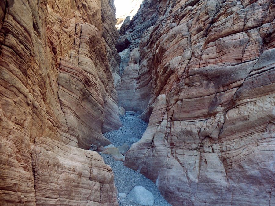 Shallow passageway